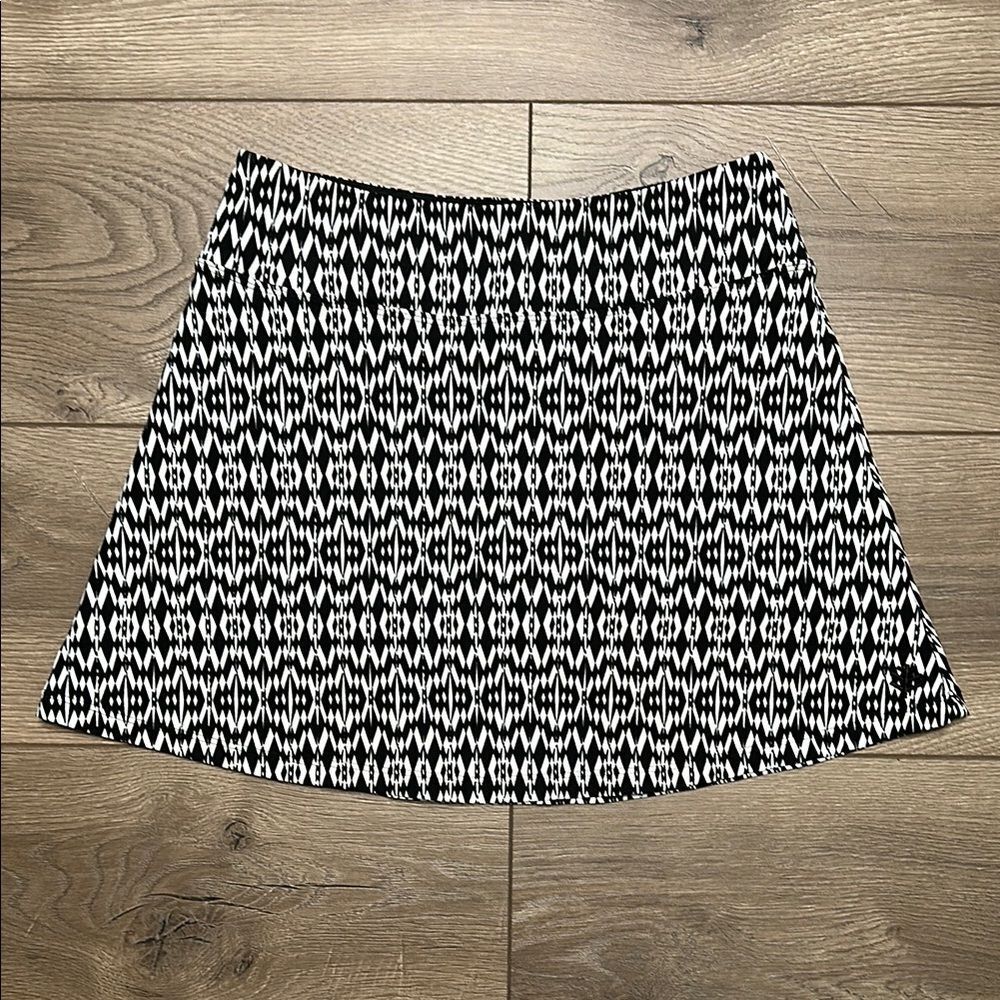 Coolibar 14” Sandbar High Rise UPF Swim Skirt Skort Black White Print Size XS